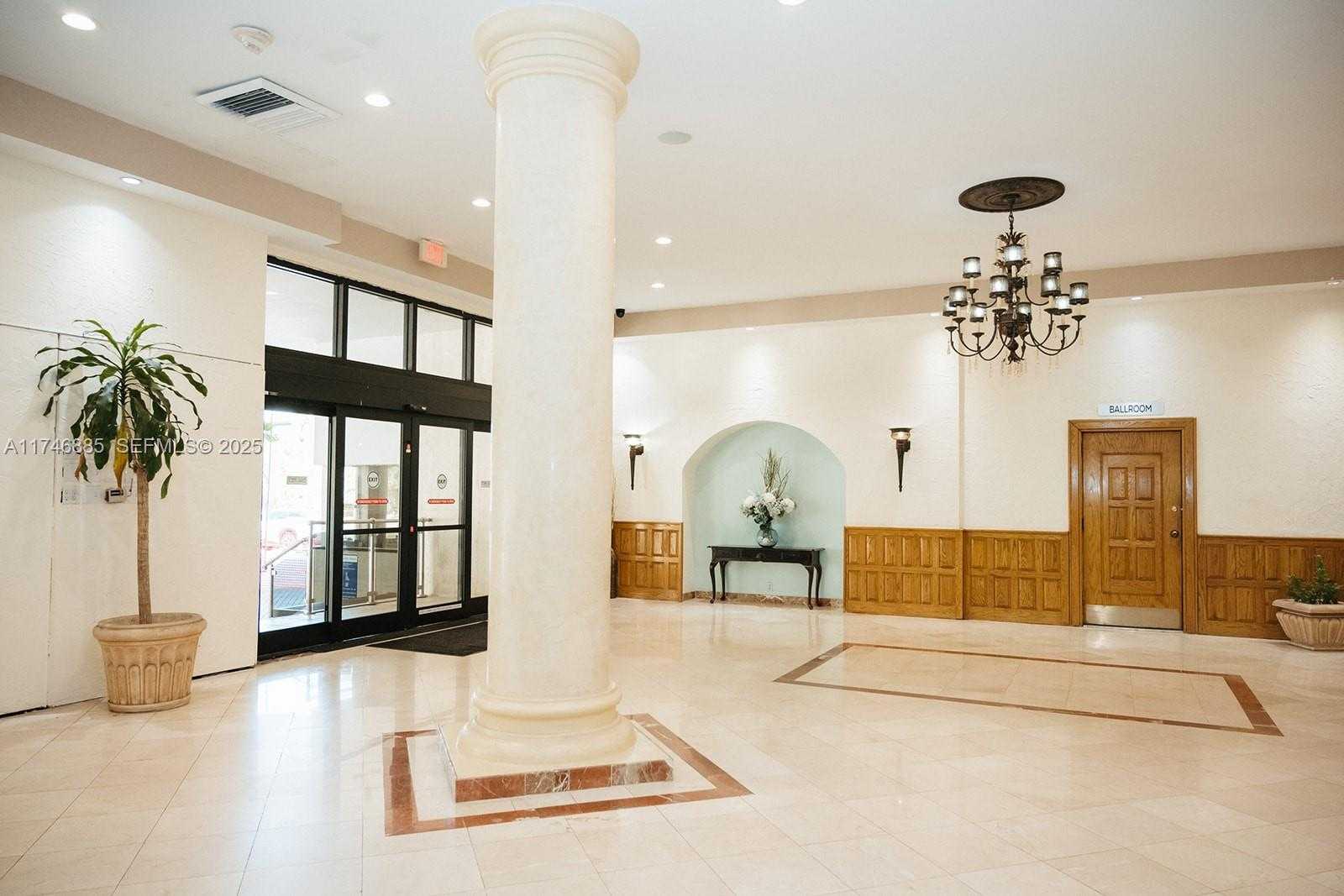 Imagen de Pequeño Objeto