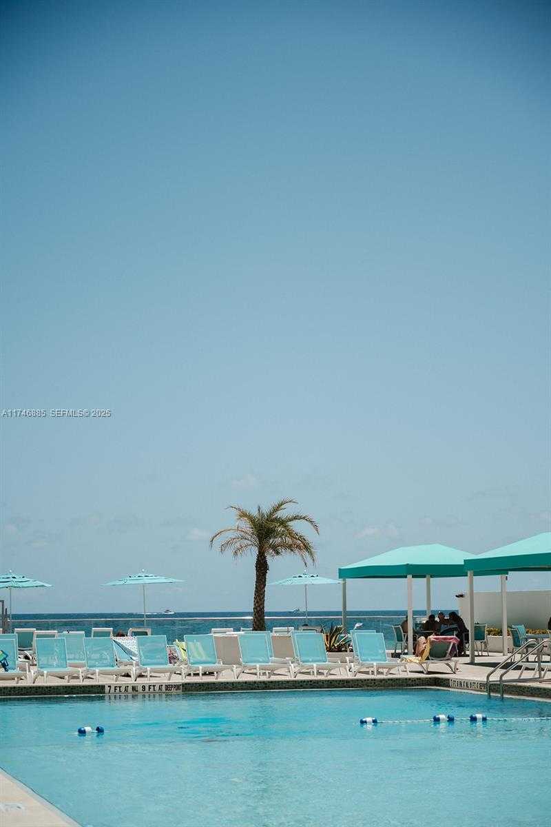 Imagen de Pequeño Objeto