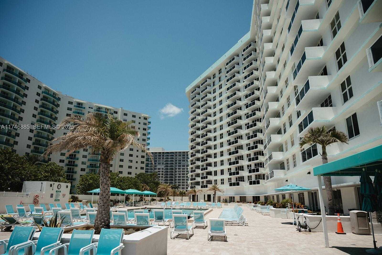 Imagen de Pequeño Objeto