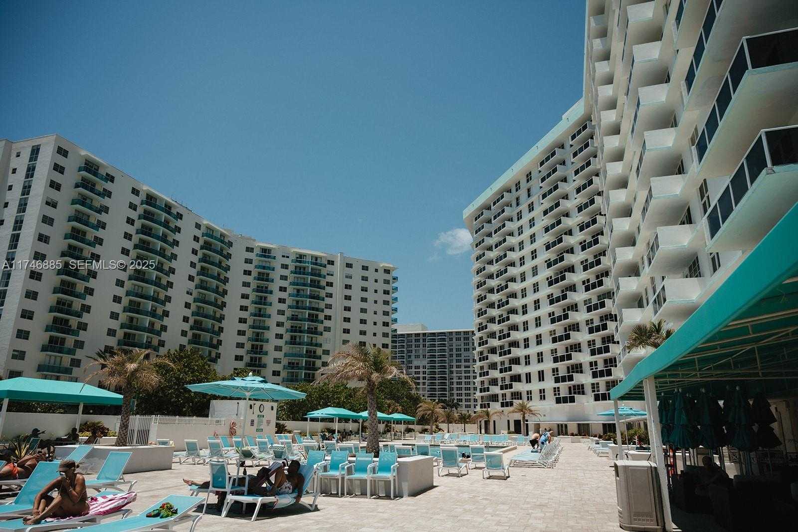 Imagen de Pequeño Objeto