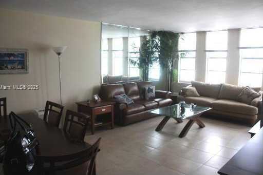 Small Image of 5401 COLLINS AVE #1213, Miami Beach Number 18