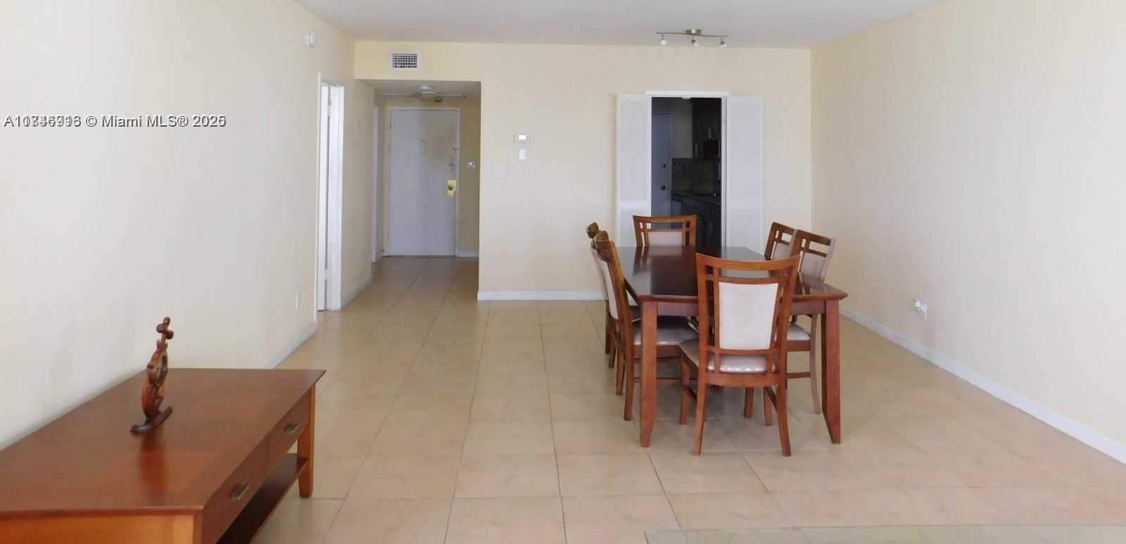 Small Image of 5401 COLLINS AVE #1213, Miami Beach Number 21