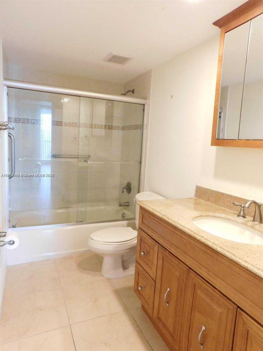 Small Image of 5401 COLLINS AVE #1213, Miami Beach Number 29