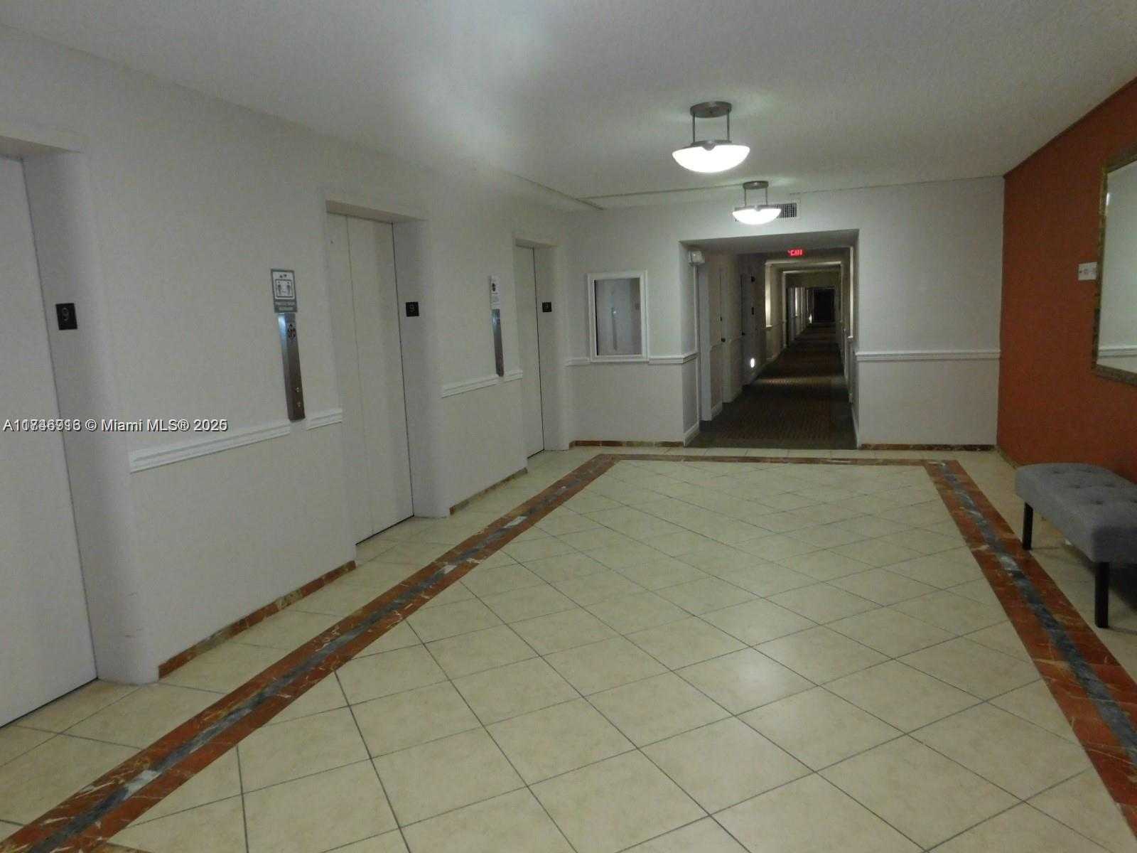 Small Image of 5401 COLLINS AVE #1213, Miami Beach Number 30