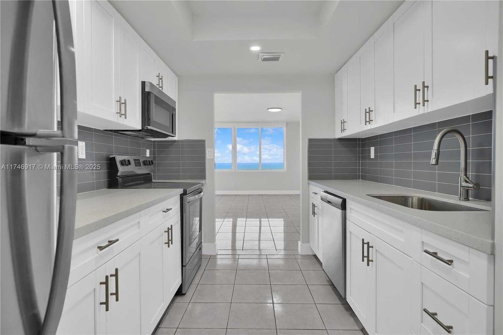 Small Image of 5401 5401 COLLINS AVE #919, Miami Beach Number 26