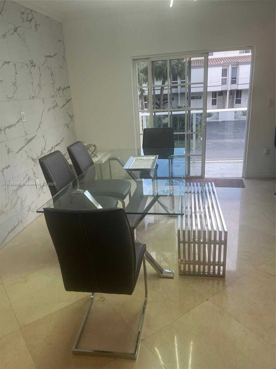 Small Image of 3915 NORTH EAST 168TH ST #3915, North Miami Beach Number 19
