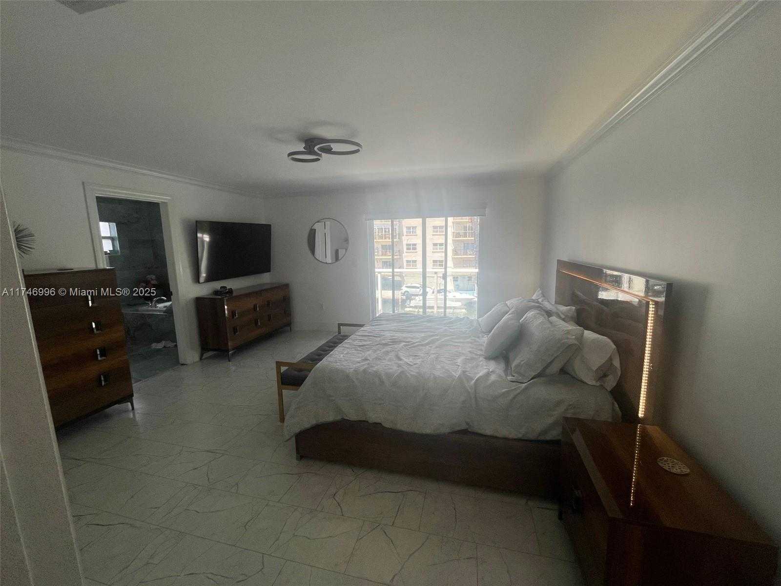 Small Image of 3915 NORTH EAST 168TH ST #3915, North Miami Beach Number 20