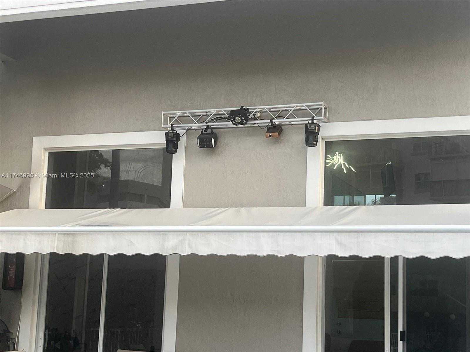 Small Image of 3915 NORTH EAST 168TH ST #3915, North Miami Beach Number 28