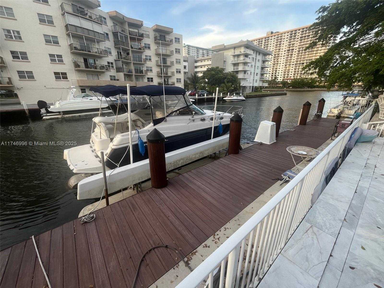 Small Image of 3915 NORTH EAST 168TH ST #3915, North Miami Beach Number 29