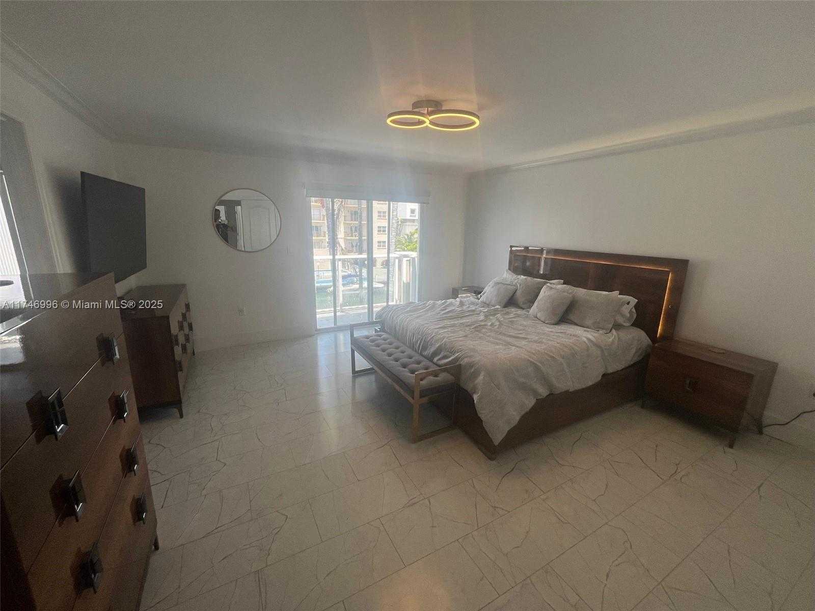 Small Image of 3915 NORTH EAST 168TH ST #3915, North Miami Beach Number 6