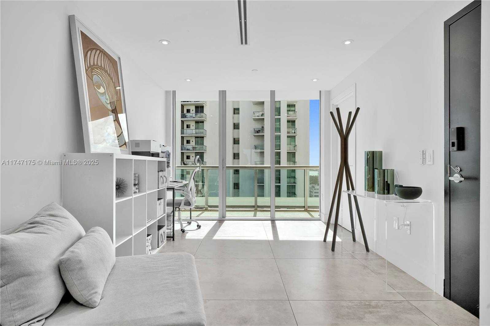 Small Image of 7935 EAST DR #1002, North Bay Village Number 15