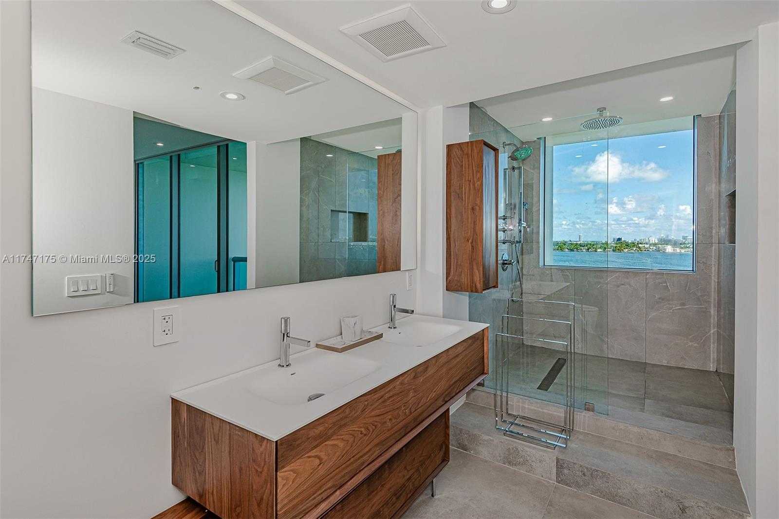 Small Image of 7935 EAST DR #1002, North Bay Village Number 28