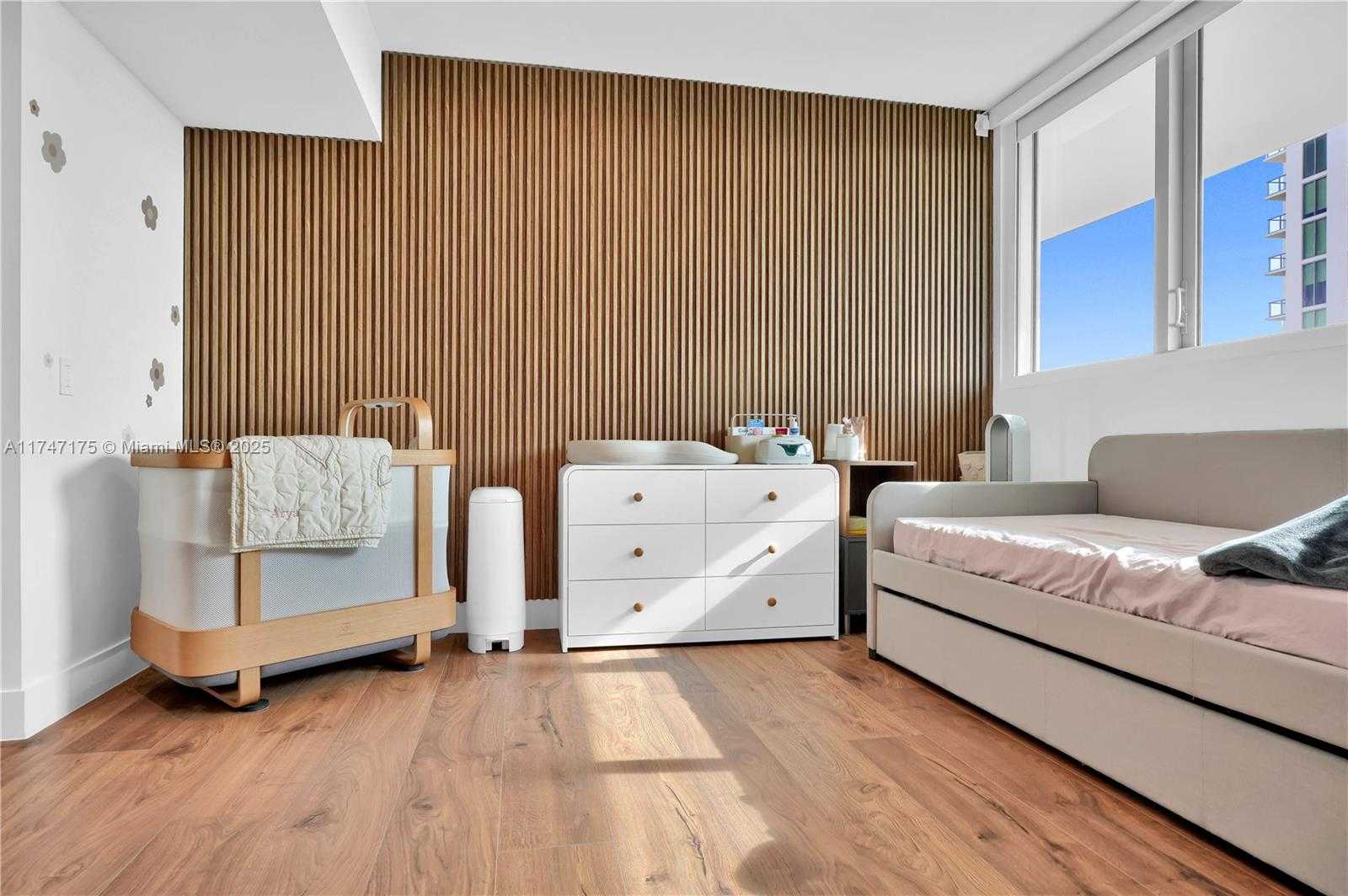 Small Image of 7935 EAST DR #1002, North Bay Village Number 30