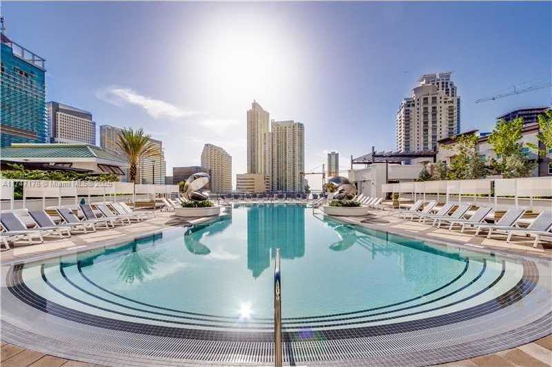 Small Image of 999 SOUTH WEST 1ST AVE #2907, Miami Number 15