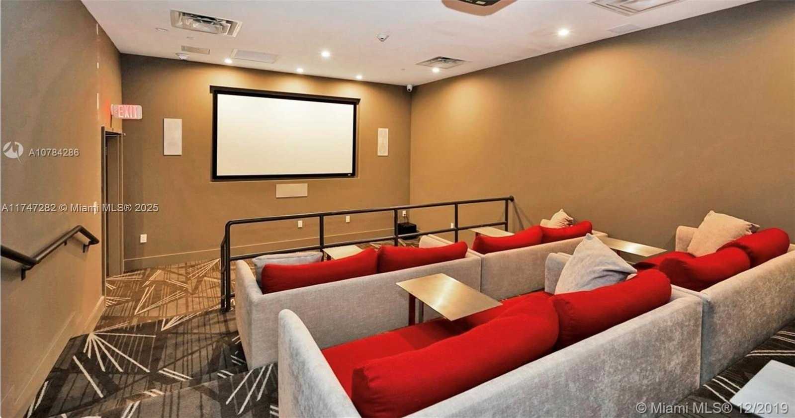 Small Image of 5701 COLLINS AVE #PH12, Miami Beach Number 23