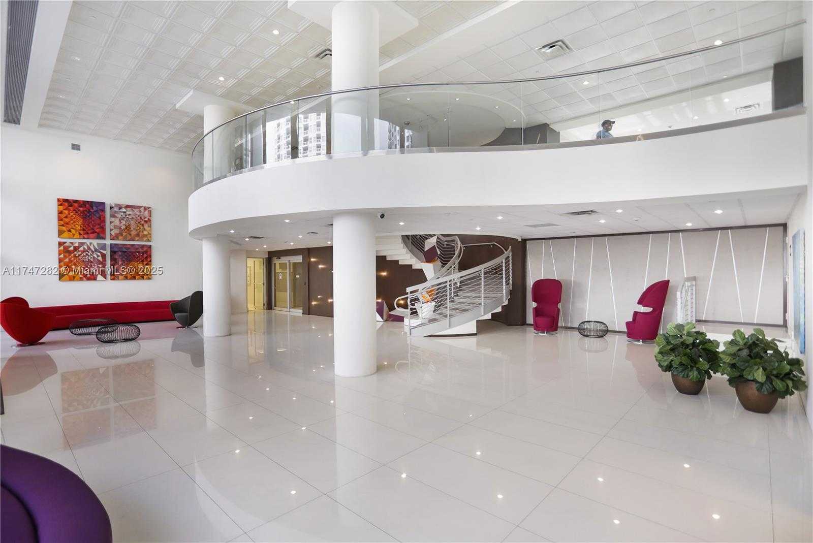 Small Image of 5701 COLLINS AVE #PH12, Miami Beach Number 43