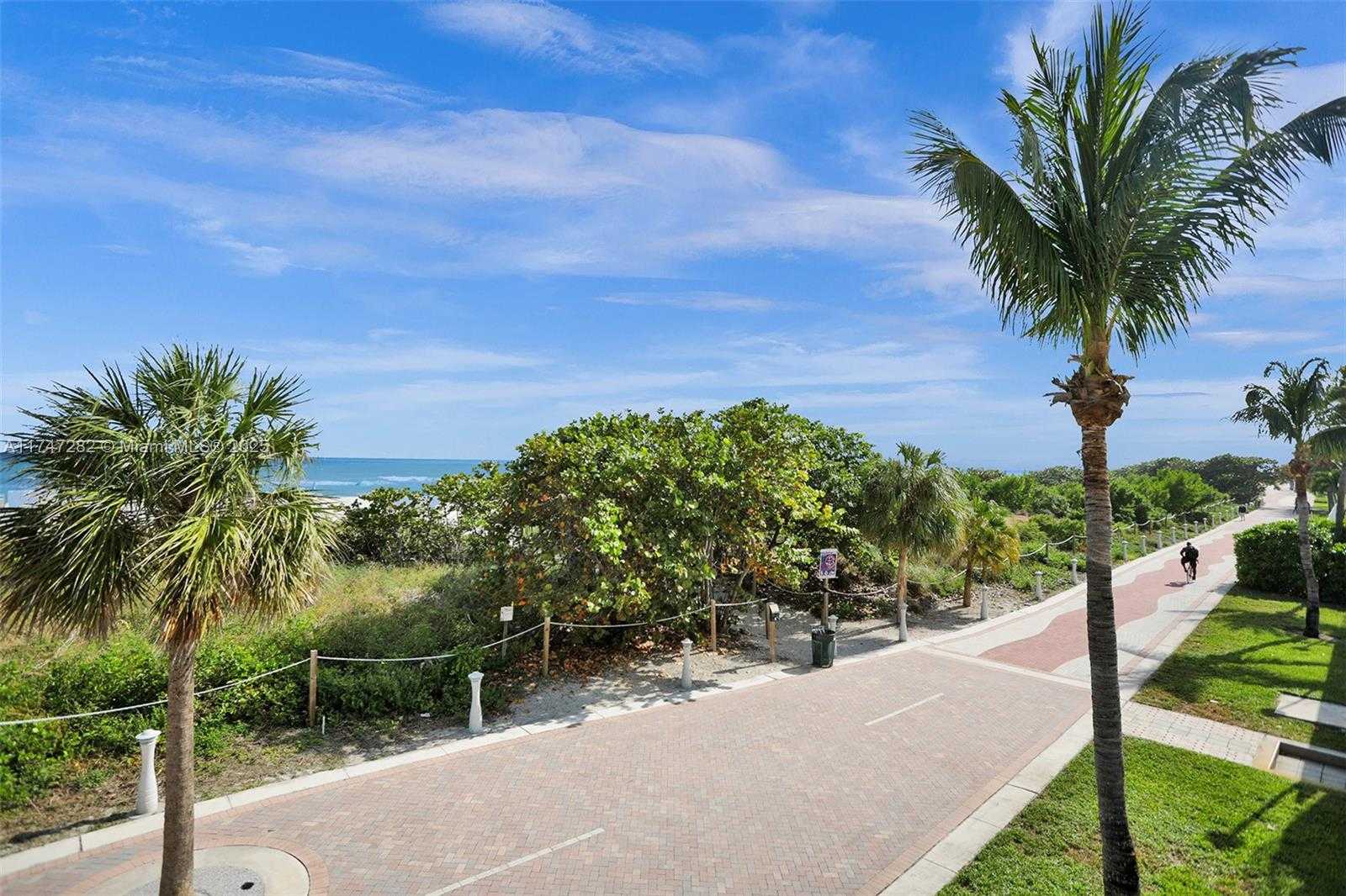Small Image of 5701 COLLINS AVE #PH12, Miami Beach Number 47