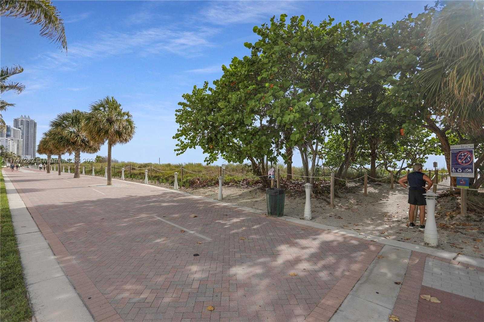 Small Image of 5701 COLLINS AVE #PH12, Miami Beach Number 48