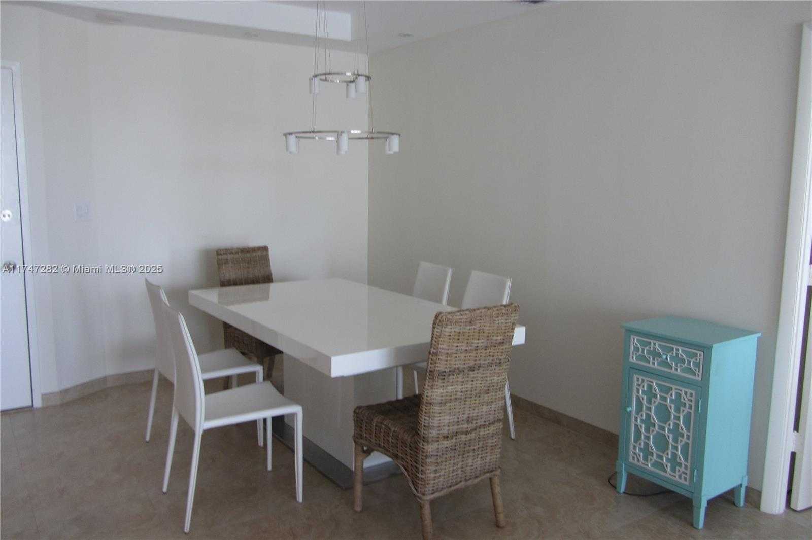 Small Image of 5701 COLLINS AVE #PH12, Miami Beach Number 5