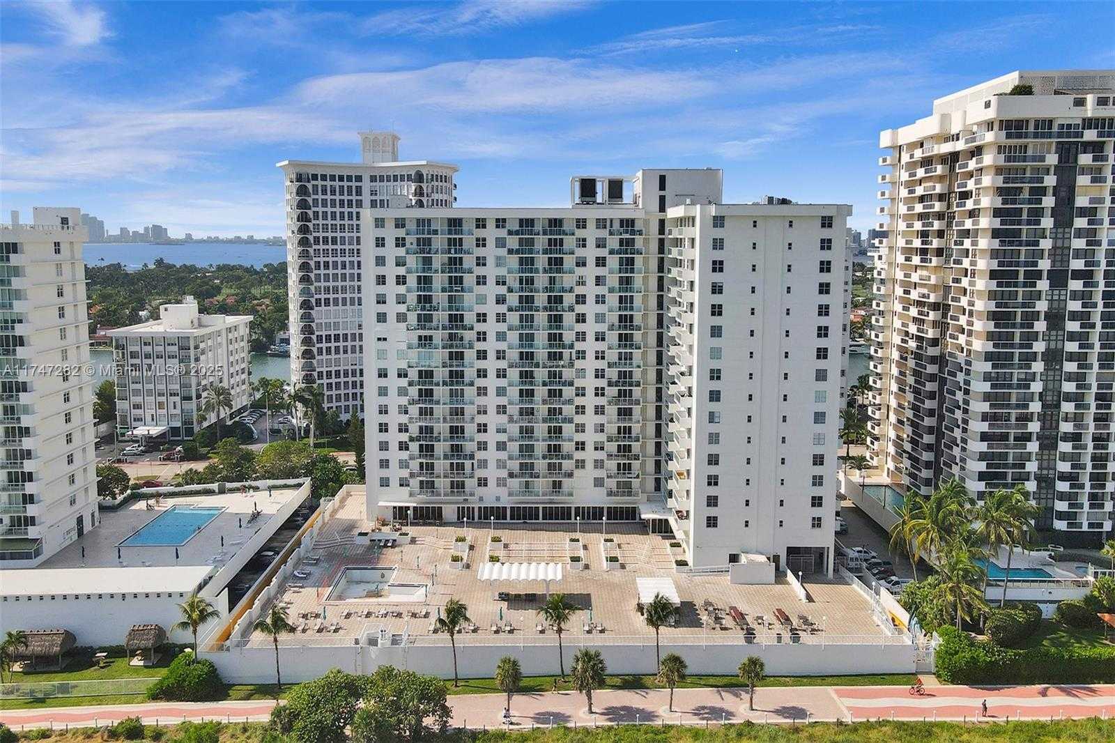 Small Image of 5701 COLLINS AVE #PH12, Miami Beach Number 71