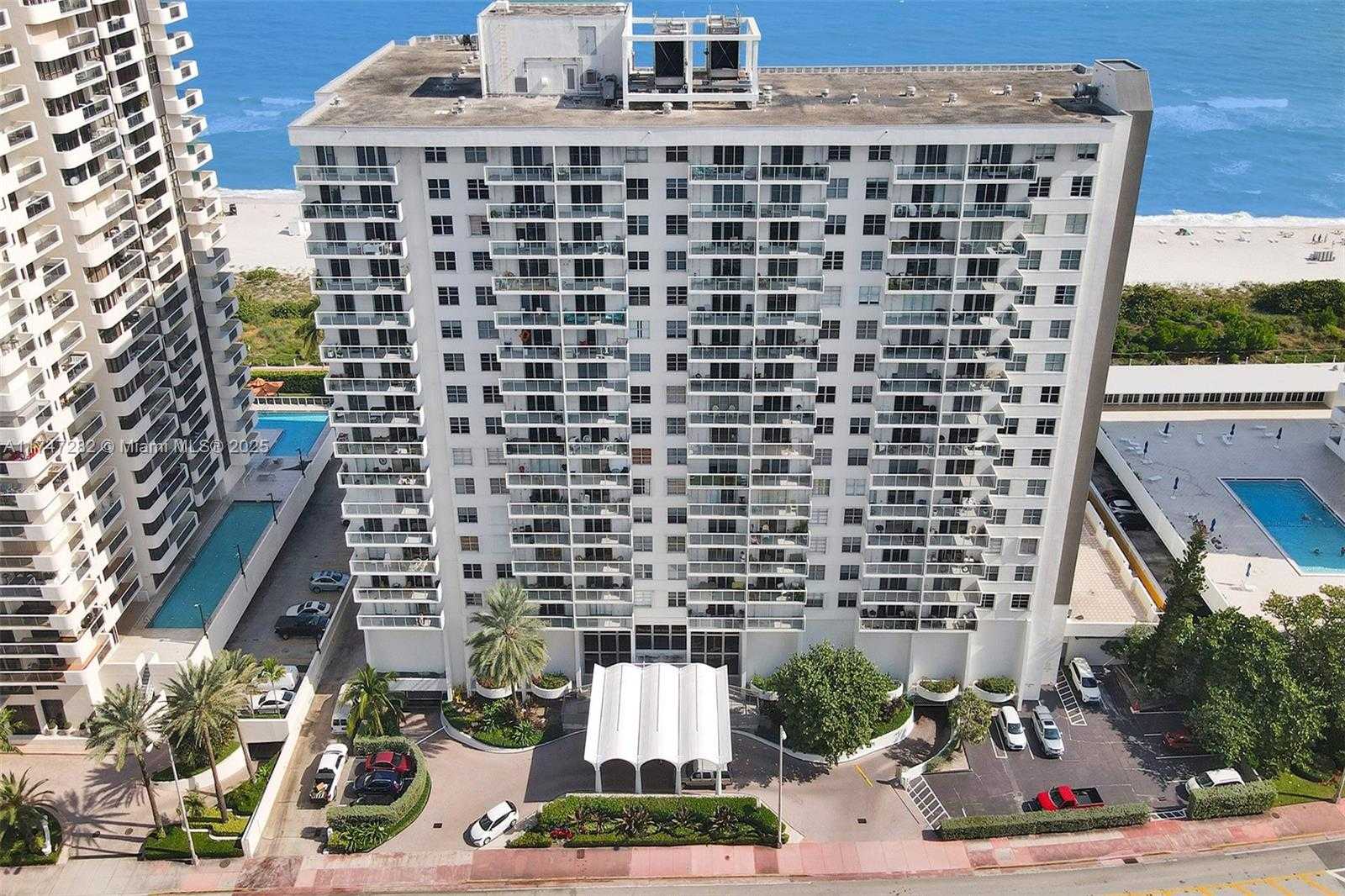 Small Image of 5701 COLLINS AVE #PH12, Miami Beach Number 73