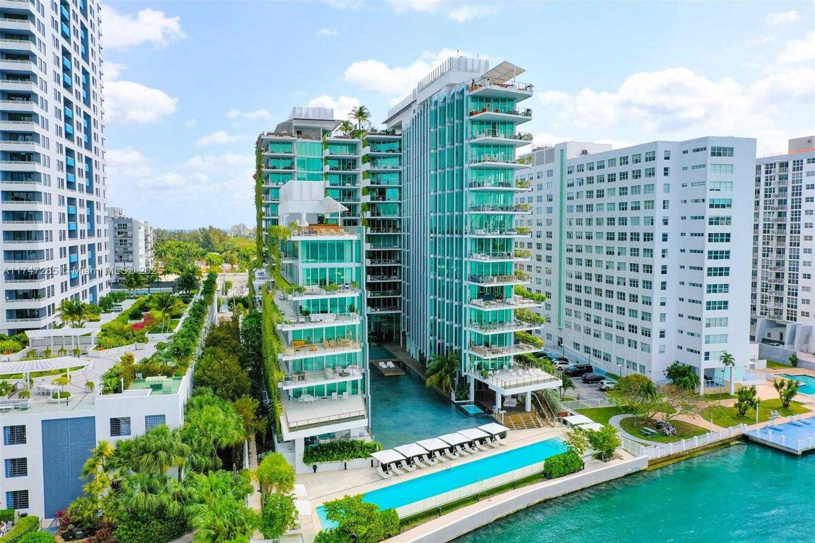 Small Image of 1300 MONAD TER #8C, Miami Beach Number 15