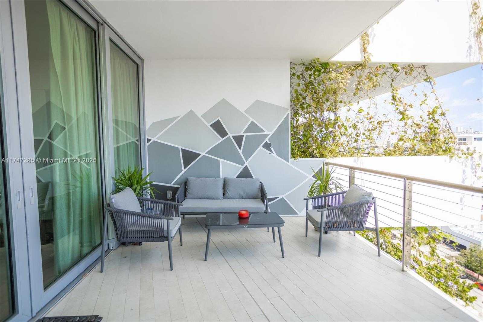 Small Image of 1300 MONAD TER #8C, Miami Beach Number 18