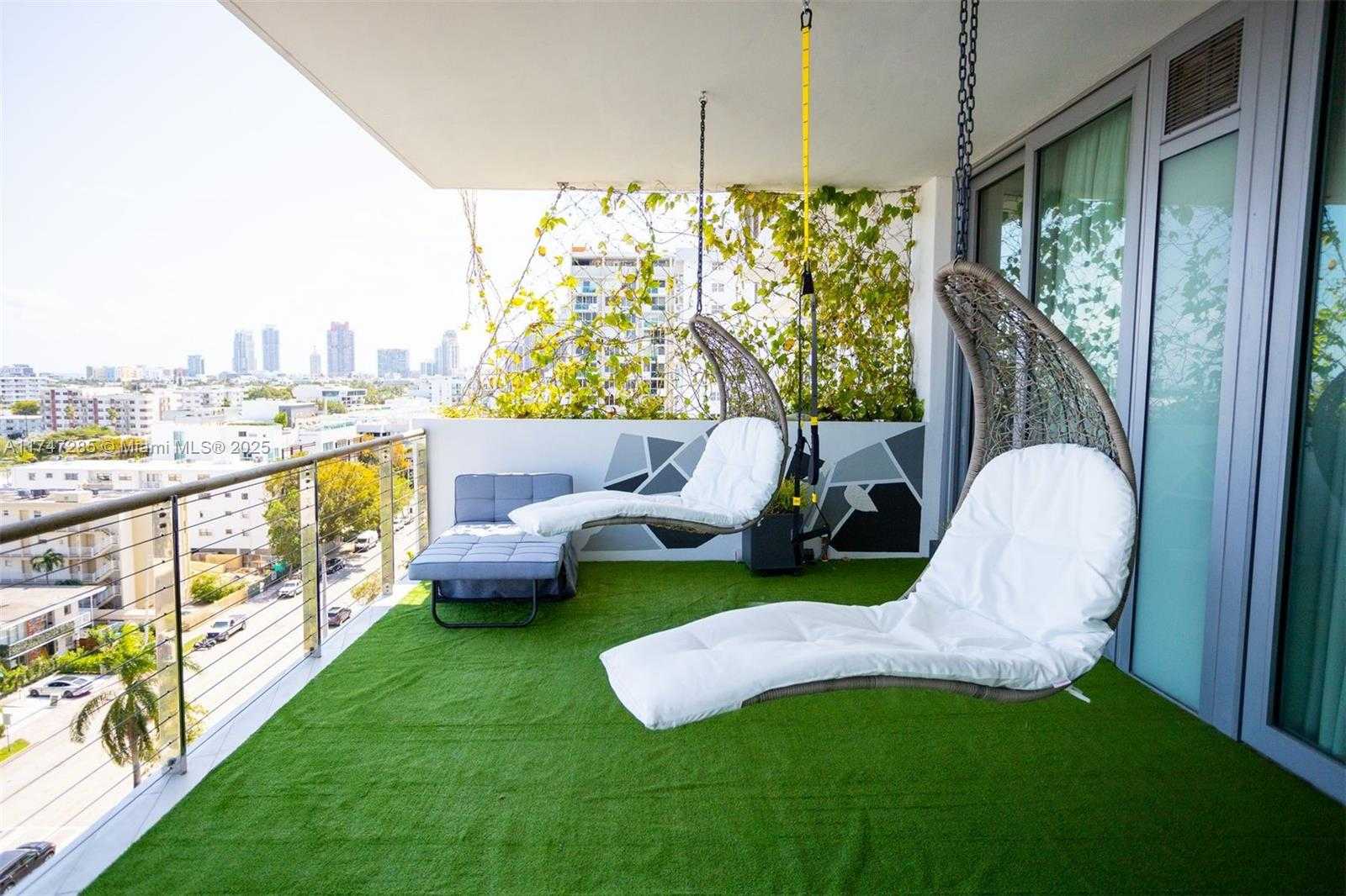 Small Image of 1300 MONAD TER #8C, Miami Beach Number 36