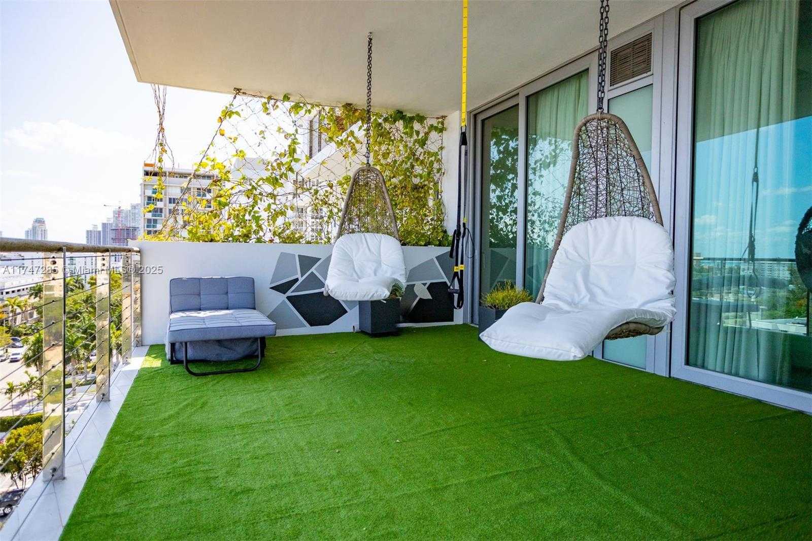 Small Image of 1300 MONAD TER #8C, Miami Beach Number 37