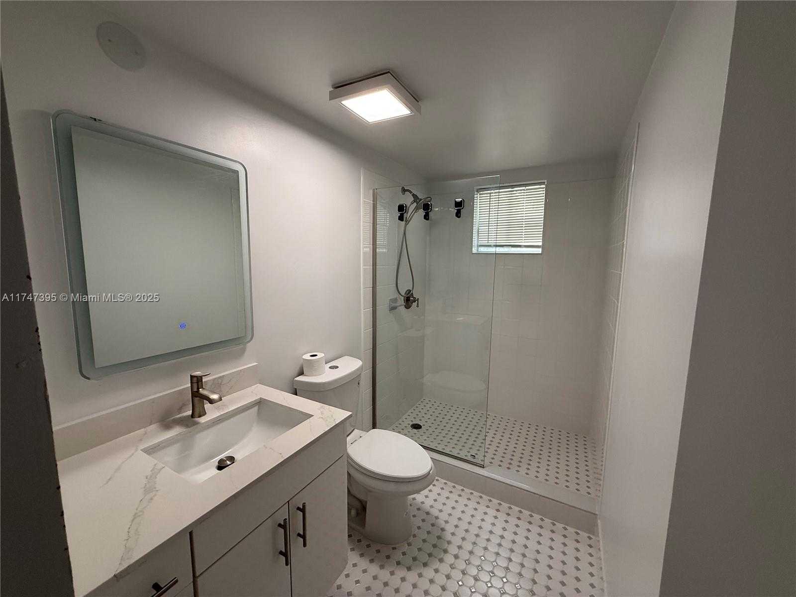 Small Image of 17145 NORTH BAY RD #4303, Sunny Isles Beach Number 11