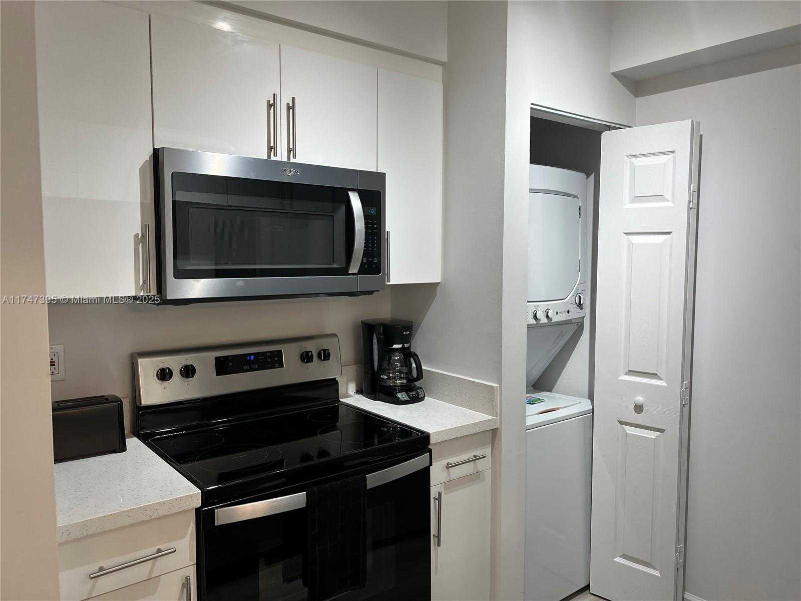 Small Image of 17145 NORTH BAY RD #4303, Sunny Isles Beach Number 6