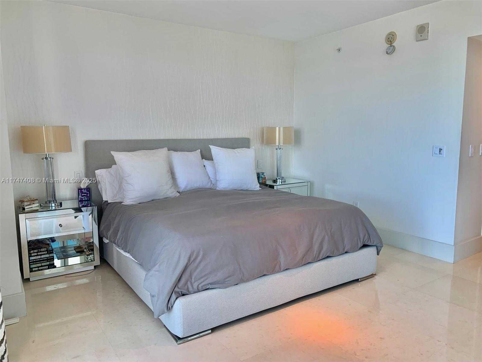 Small Image of 3101 SOUTH OCEAN DR #1701, Hollywood Number 11