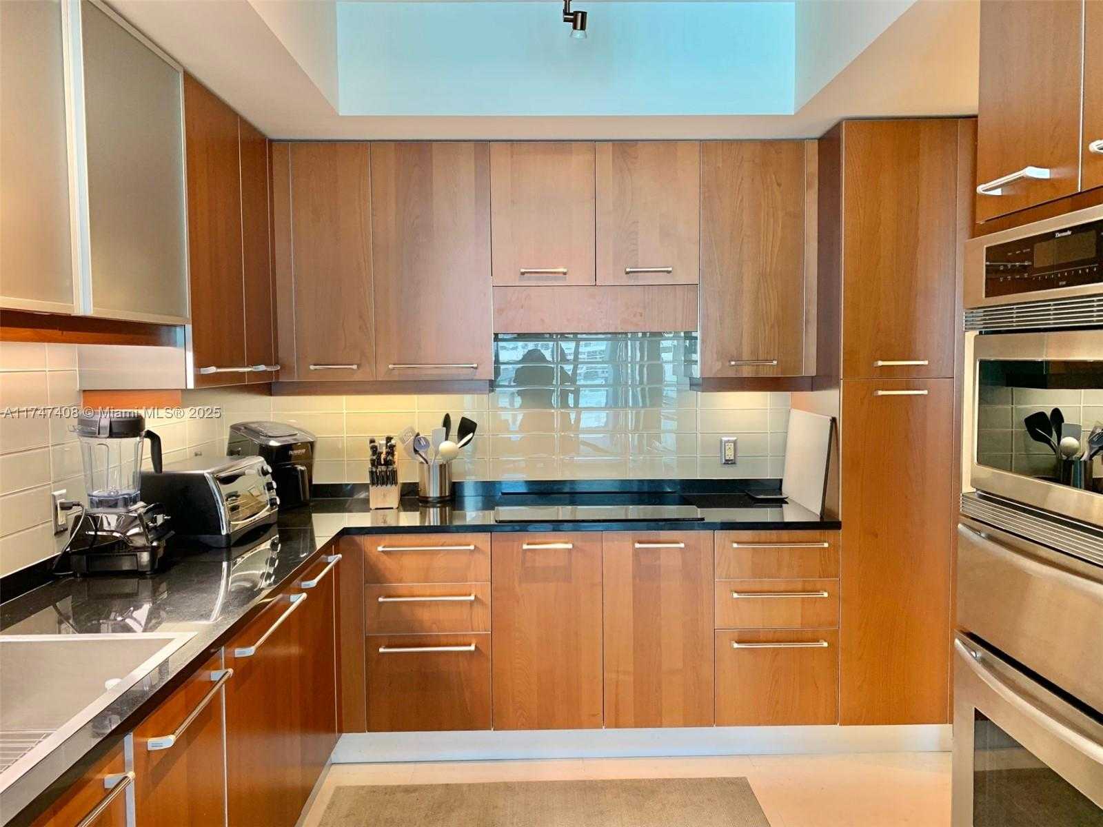 Small Image of 3101 SOUTH OCEAN DR #1701, Hollywood Number 23