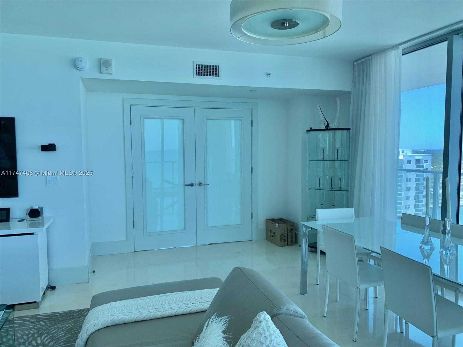 Small Image of 3101 SOUTH OCEAN DR #1701, Hollywood Number 31