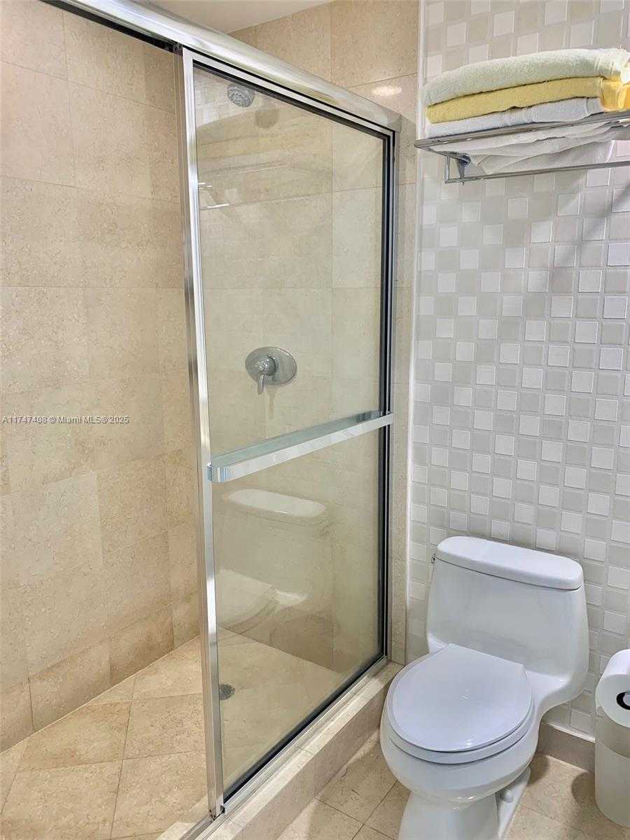 Small Image of 3101 SOUTH OCEAN DR #1701, Hollywood Number 45