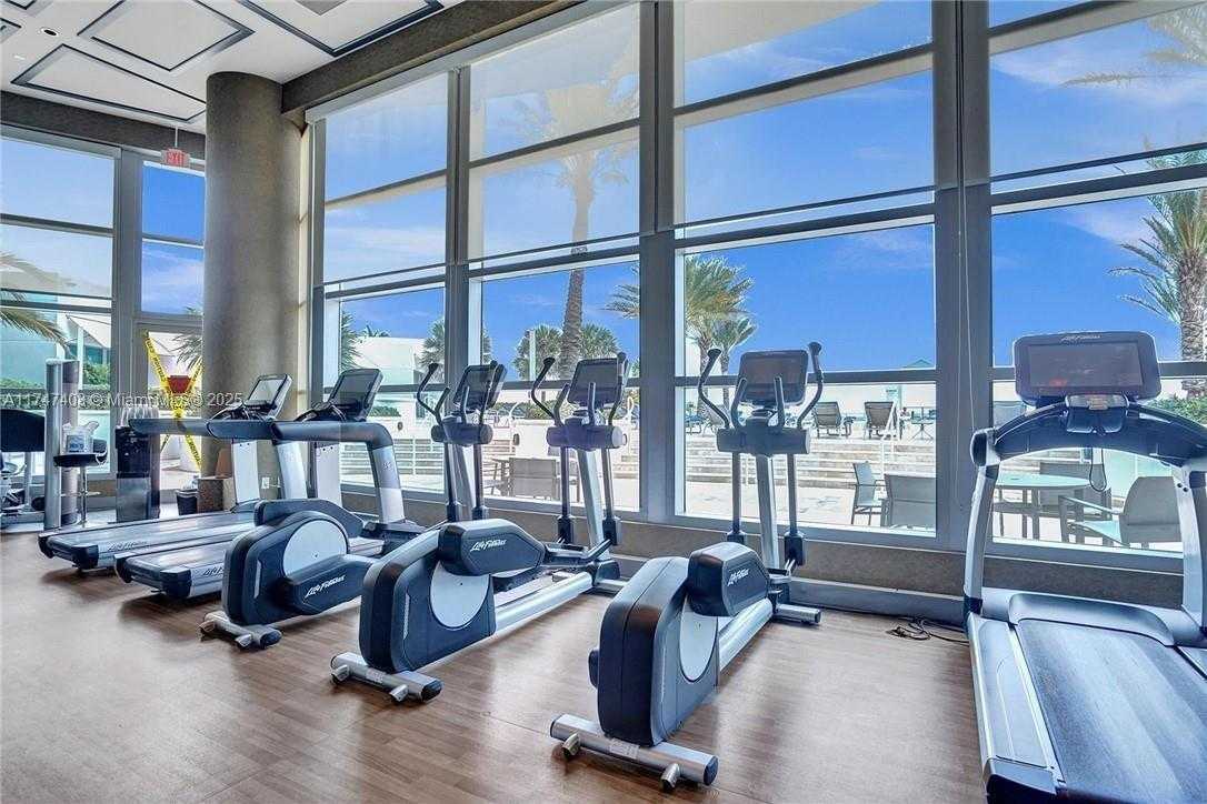 Small Image of 3101 SOUTH OCEAN DR #1701, Hollywood Number 64