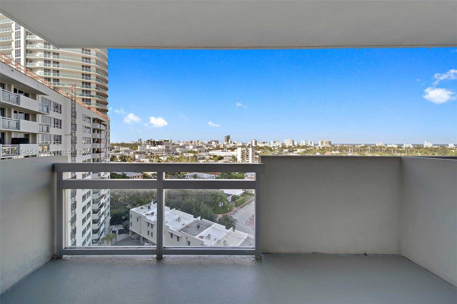 Small Image of 1500 Bay Rd, Miami Beach, FL 33139, USA Number 13
