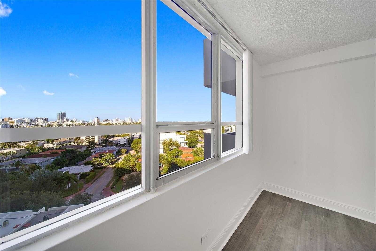 Small Image of 1500 Bay Rd, Miami Beach, FL 33139, USA Number 17