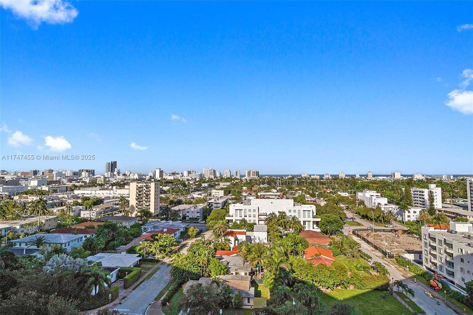 Small Image of 1500 Bay Rd, Miami Beach, FL 33139, USA Number 3