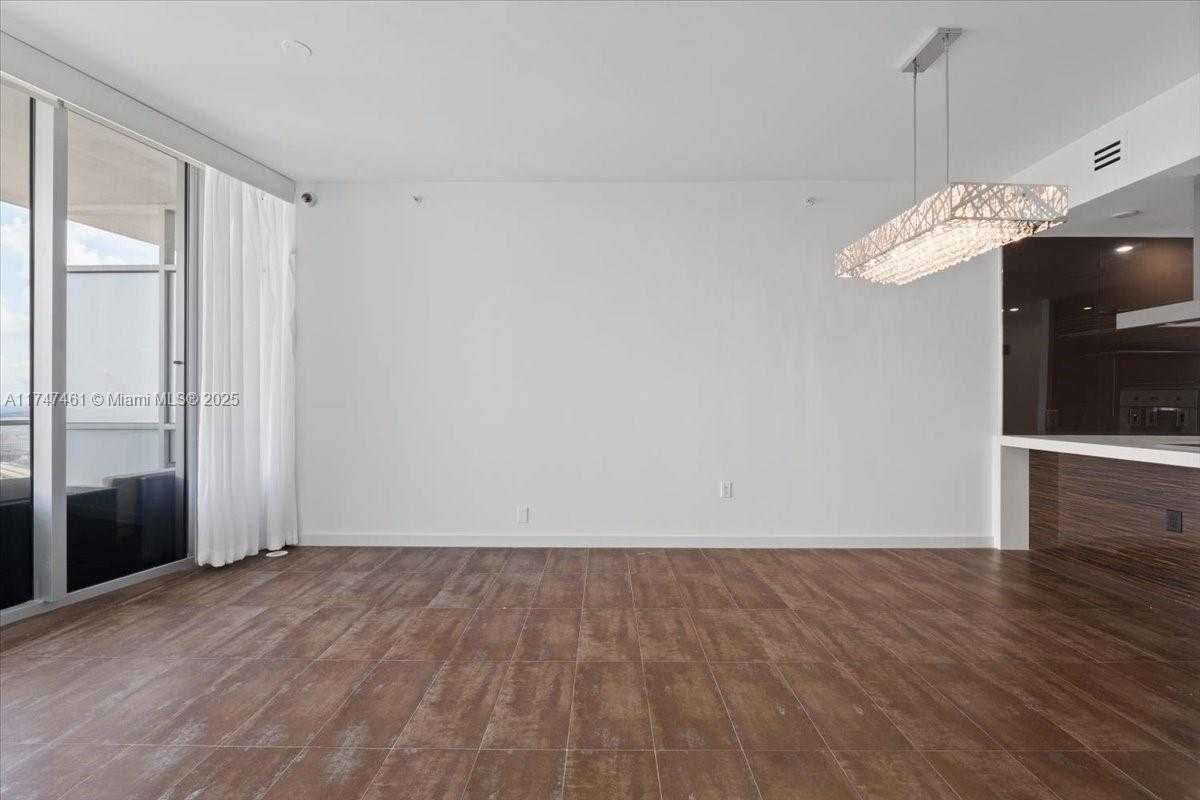Small Image of 1100 BISCAYNE BLVD #3502, Miami Number 10