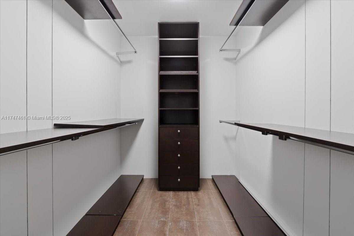 Small Image of 1100 BISCAYNE BLVD #3502, Miami Number 22