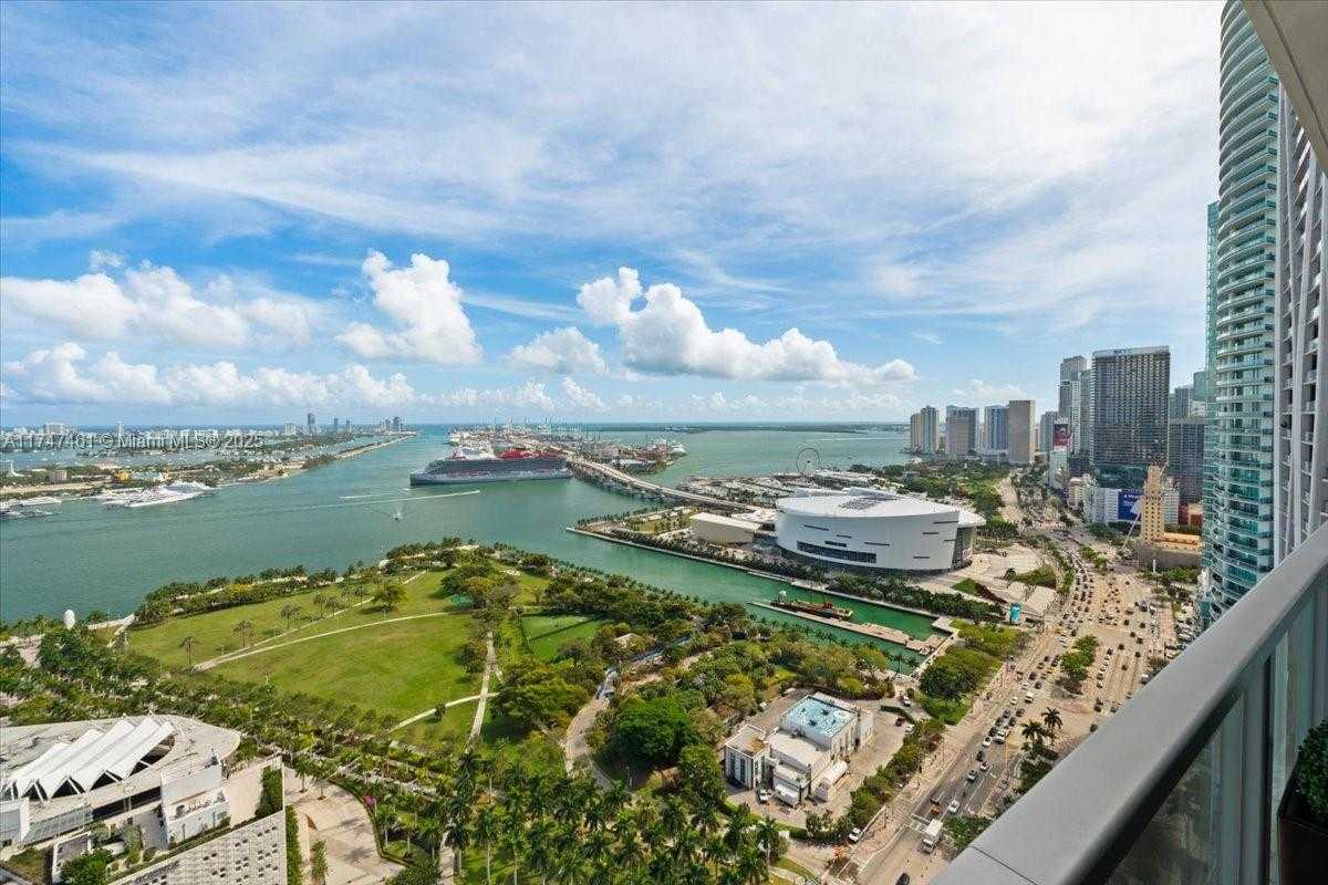 Small Image of 1100 BISCAYNE BLVD #3502, Miami Number 27