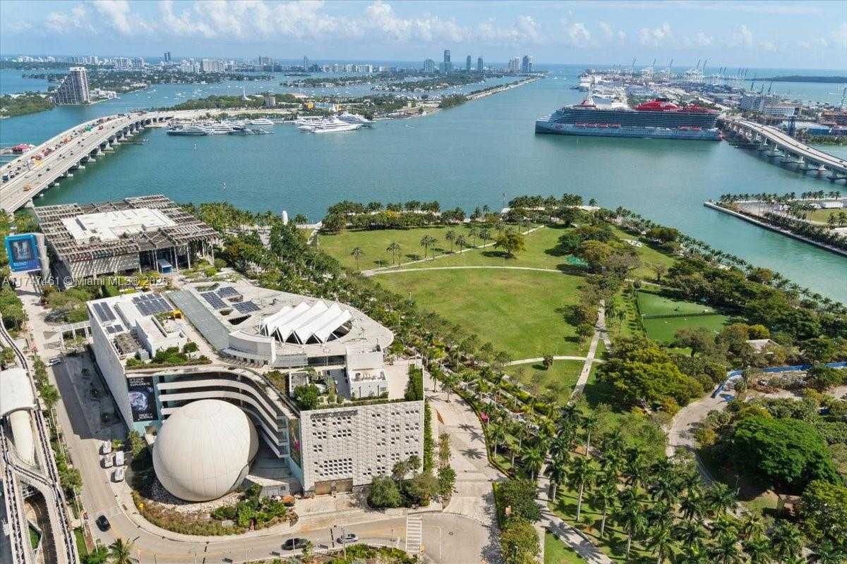Small Image of 1100 BISCAYNE BLVD #3502, Miami Number 32
