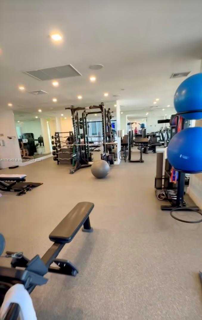 Small Image of 1100 BISCAYNE BLVD #3502, Miami Number 42