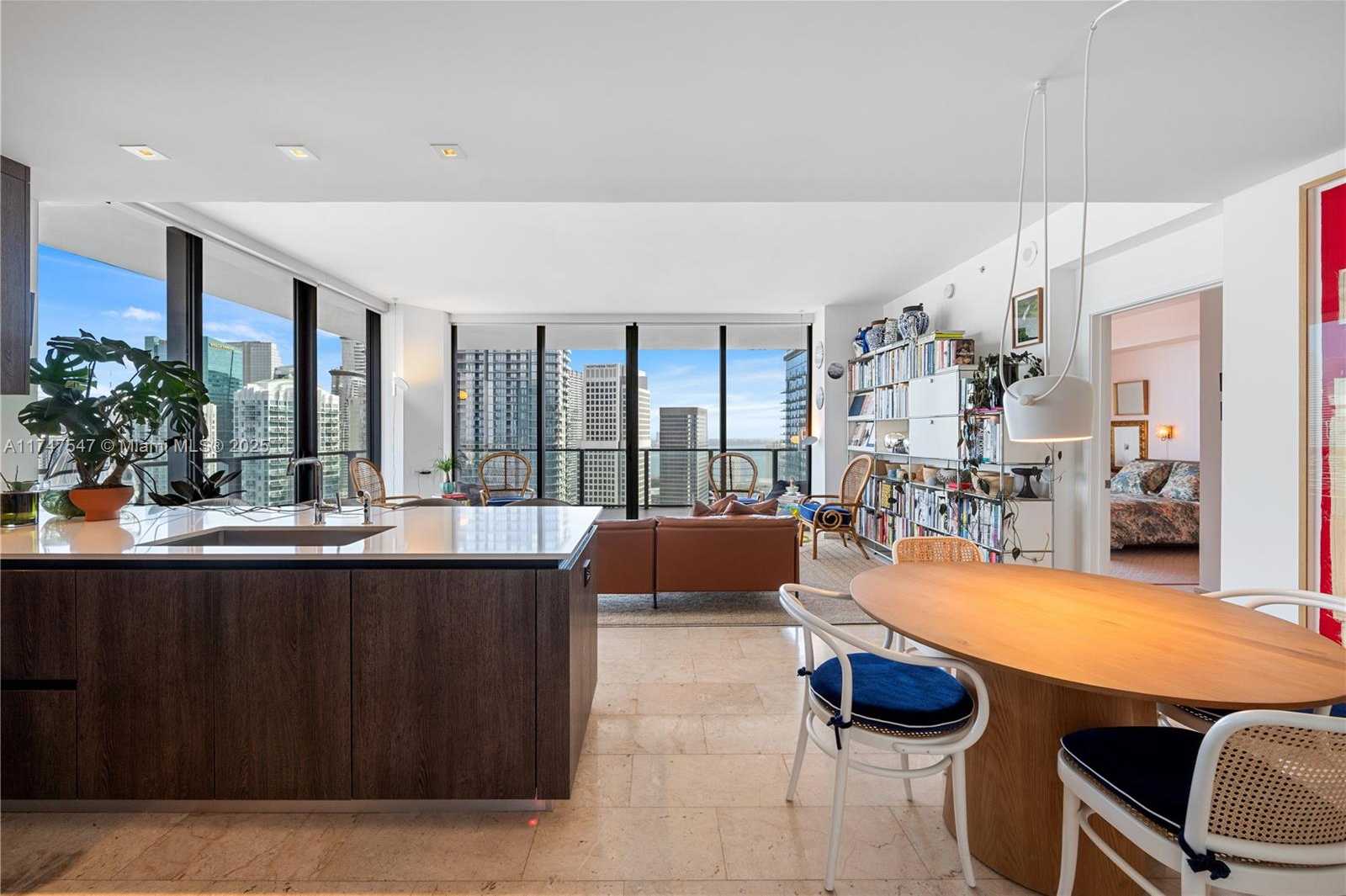 Small Image of 88 SOUTH WEST 7TH ST #3211, Miami Number 21
