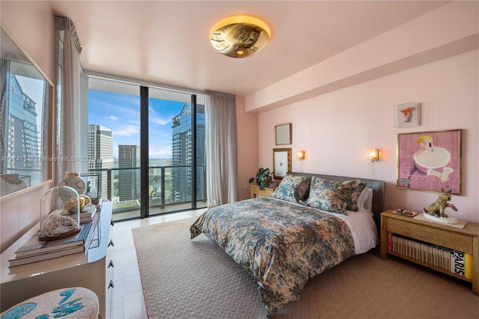 Small Image of 88 SOUTH WEST 7TH ST #3211, Miami Number 22