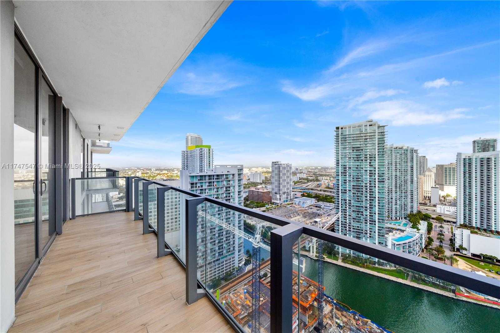 Small Image of 88 SOUTH WEST 7TH ST #3211, Miami Number 40