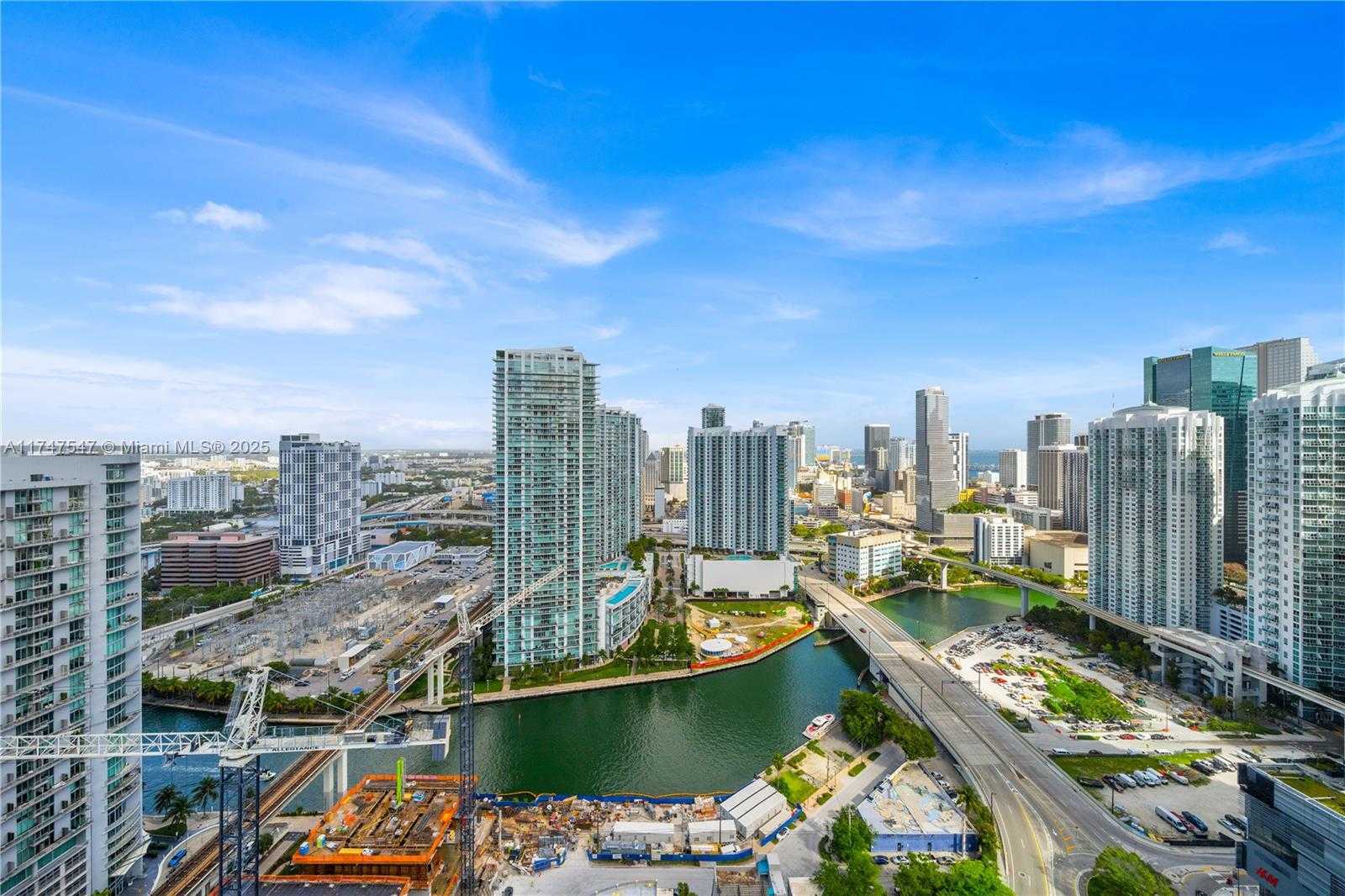 Small Image of 88 SOUTH WEST 7TH ST #3211, Miami Number 42