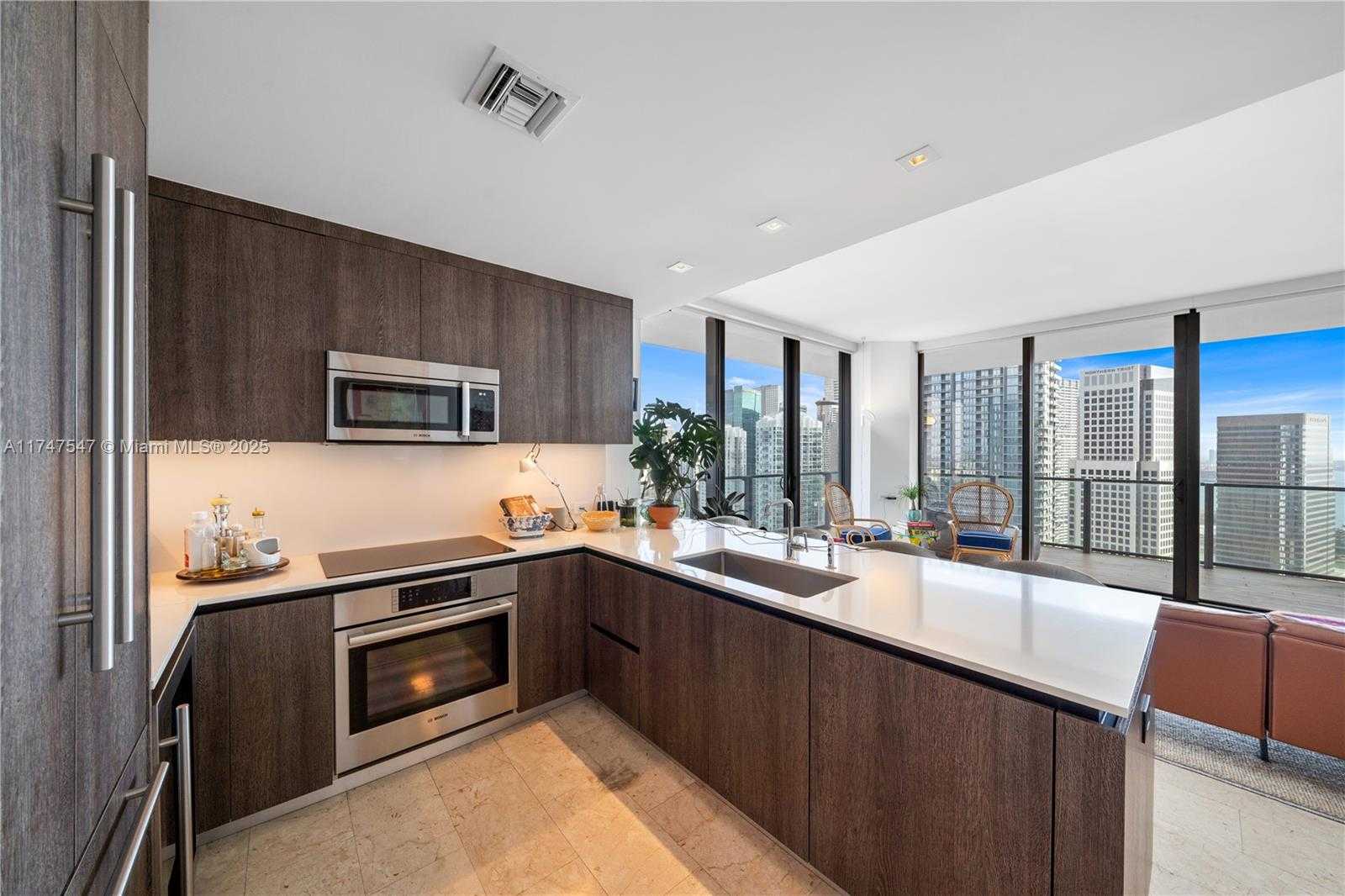 Small Image of 88 SOUTH WEST 7TH ST #3211, Miami Number 6