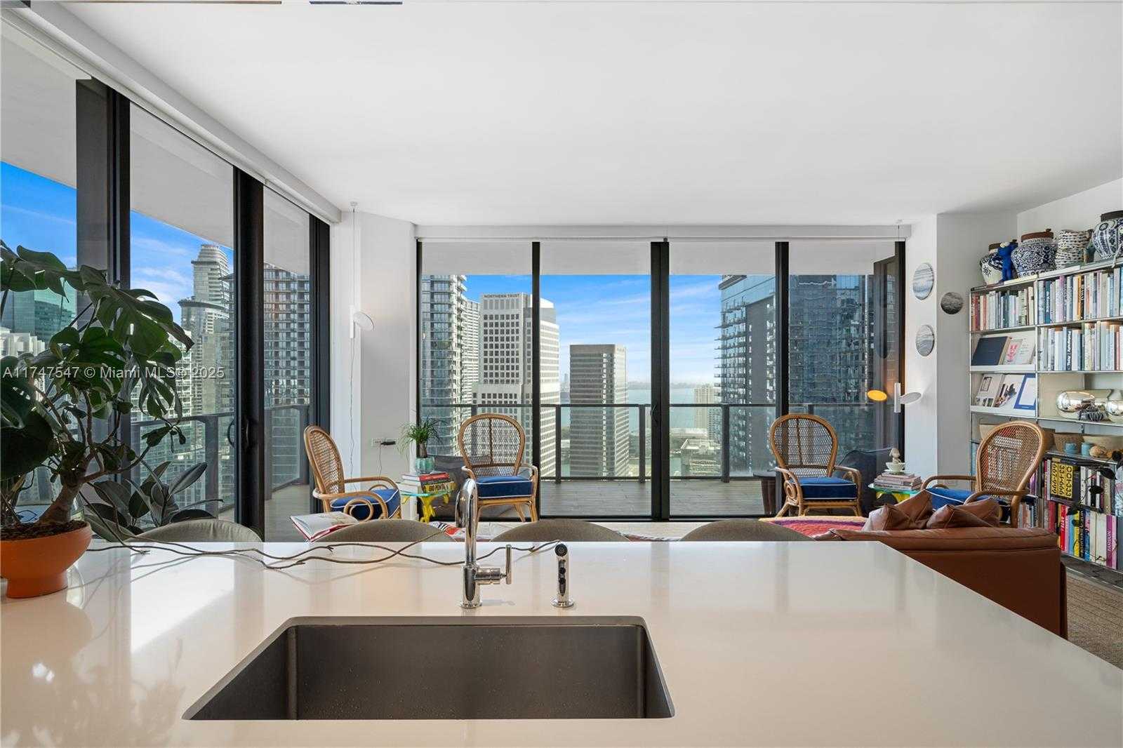 Small Image of 88 SOUTH WEST 7TH ST #3211, Miami Number 7